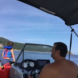 Meet your Posher, Pierre-luc